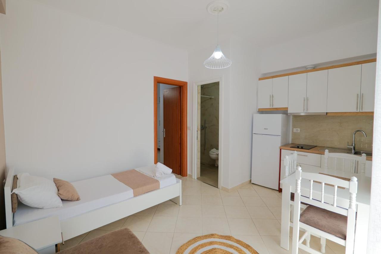 Empo Hotel Ksamil Exterior foto