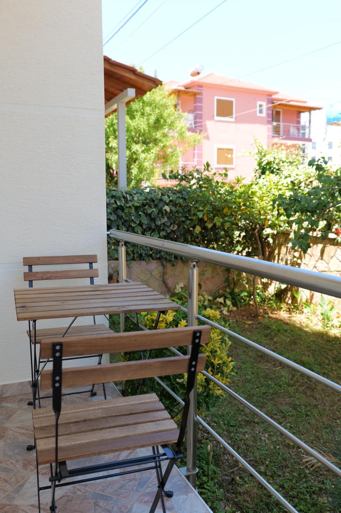 Empo Hotel Ksamil Exterior foto